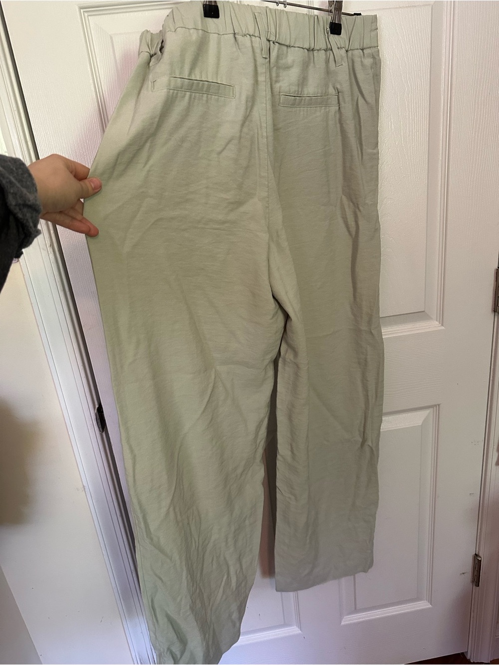 Woman’s Light Sage Casual Pants - Elastic Waist